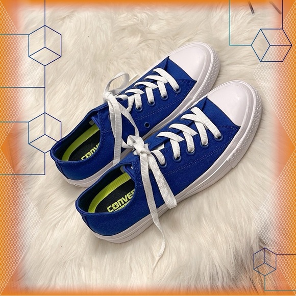 💕NWT Blue Converse Low Top Sneakers💕 - Picture 1 of 9